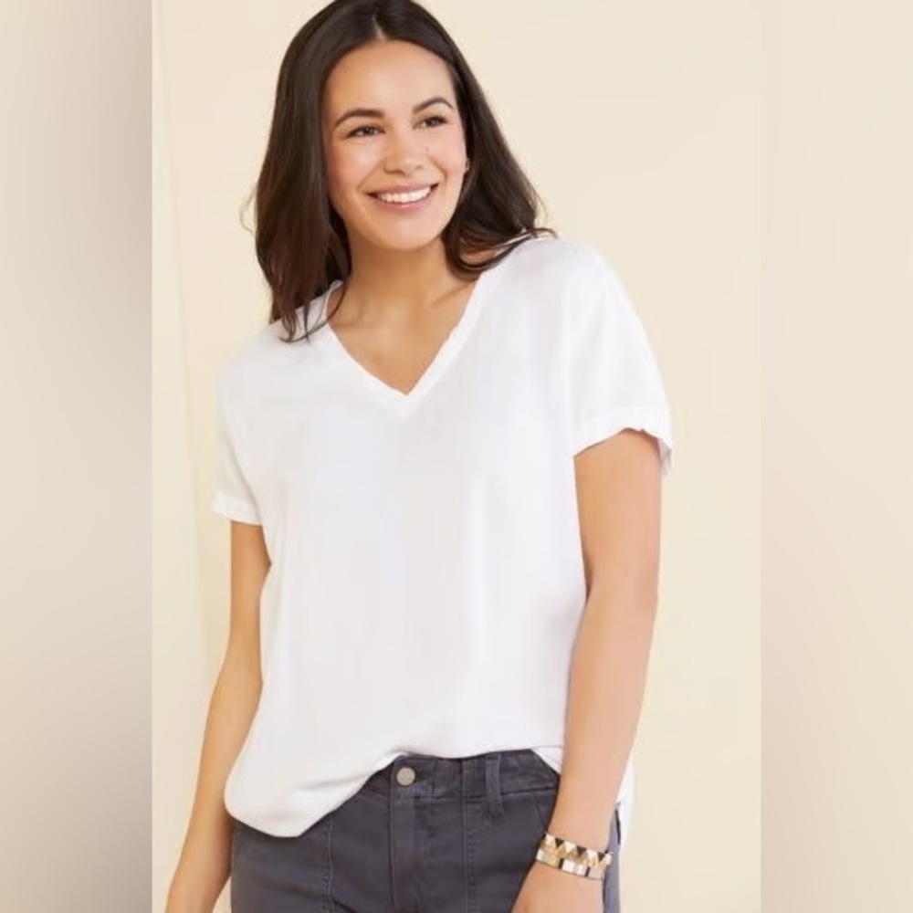 Cloth & Stone White V Neck Short Sleeve Woven Tee, Size XS